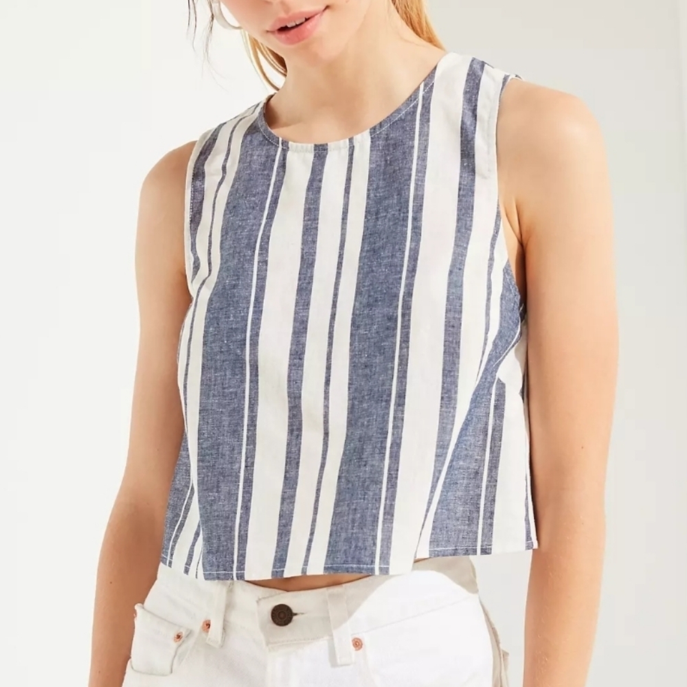 Urban Outfitters Shell Cropped Top Sz M Linen Blend